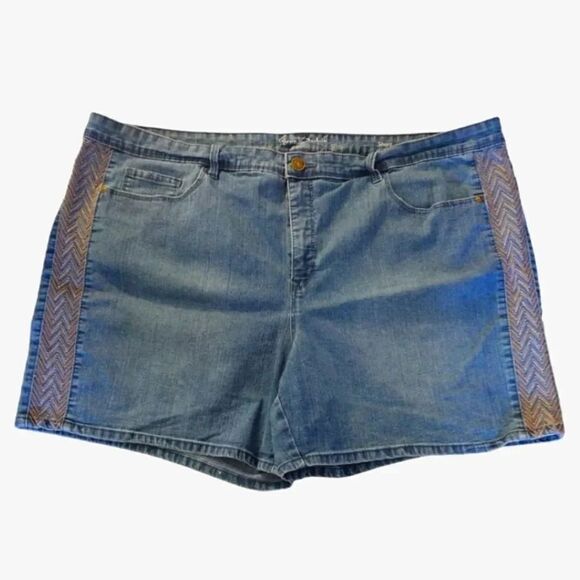 GV High Waisted Chevron Embroidered Sides Denim Jean Shorts Plussize 16 - Picture 6 of 15